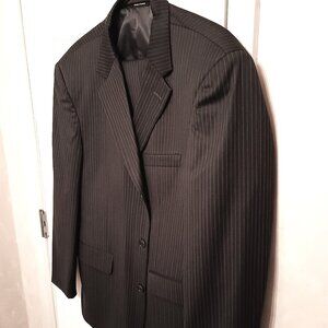 Paulo Solari Men 2 Piece Dark Gray w/ Tan Pinstripe